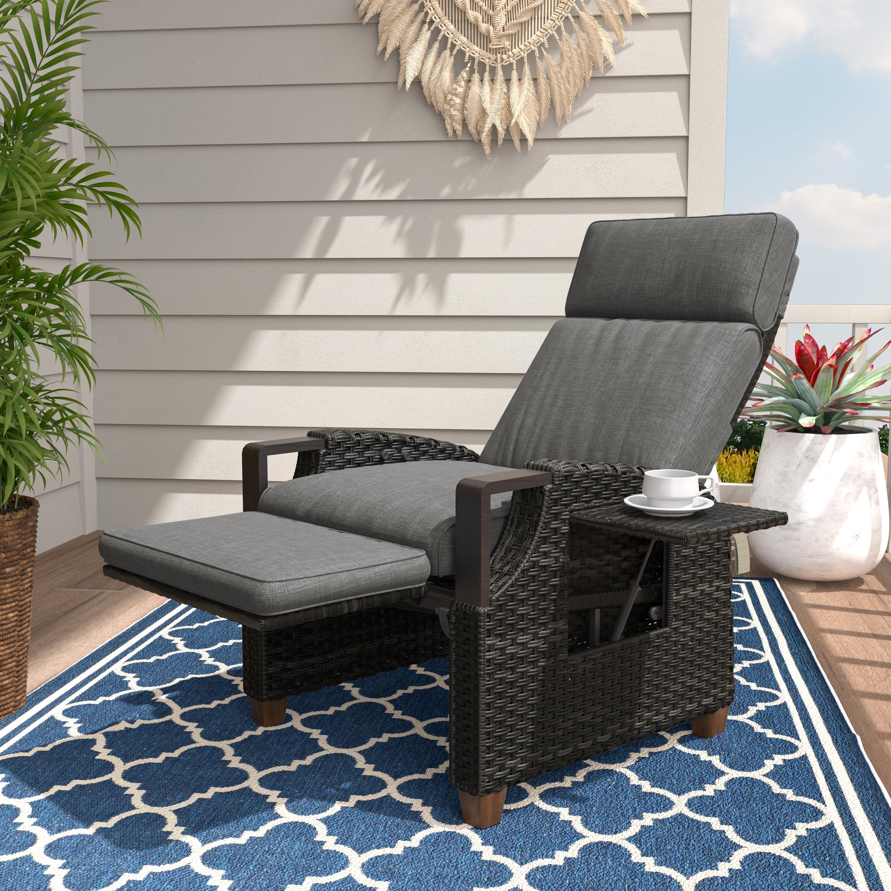 Recliner